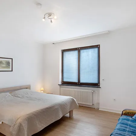 Apartment Mit Garten *